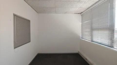 Commercial-Office-Space-To-Let and-For-Sale-in-Wynberg (5)